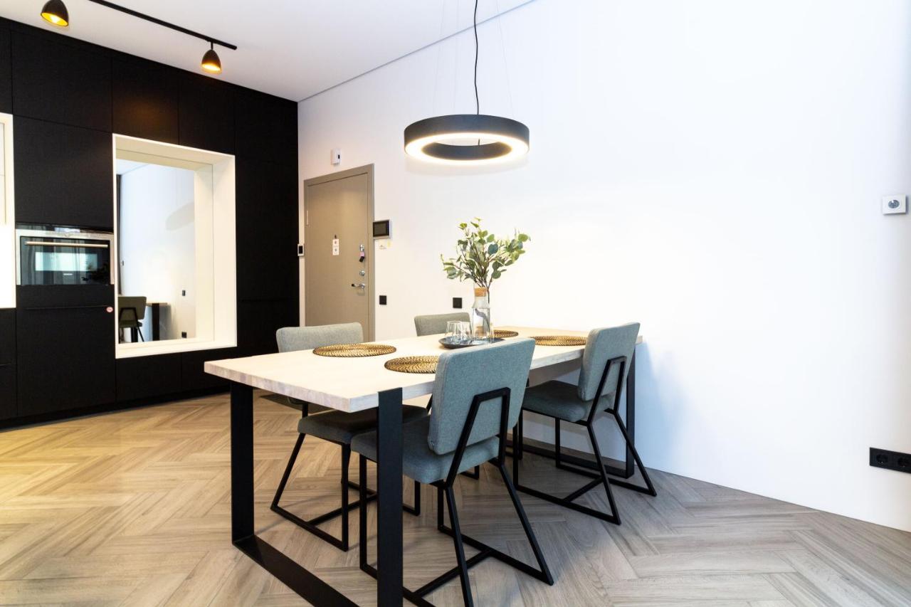 Cohost I Oldtown 60M2 Apt W-Garage Parking, Balcony & Self Check-In VNO Exterior foto