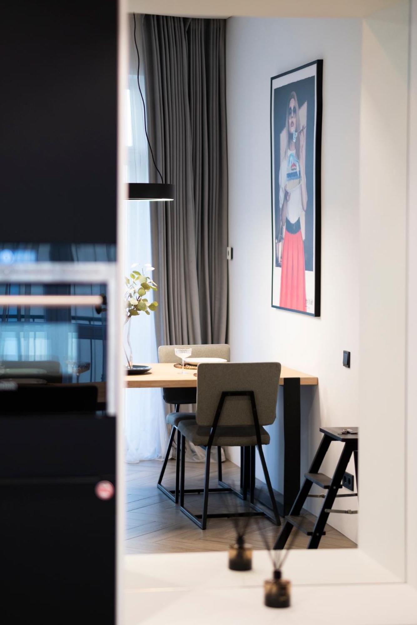 Cohost I Oldtown 60M2 Apt W-Garage Parking, Balcony & Self Check-In VNO Exterior foto