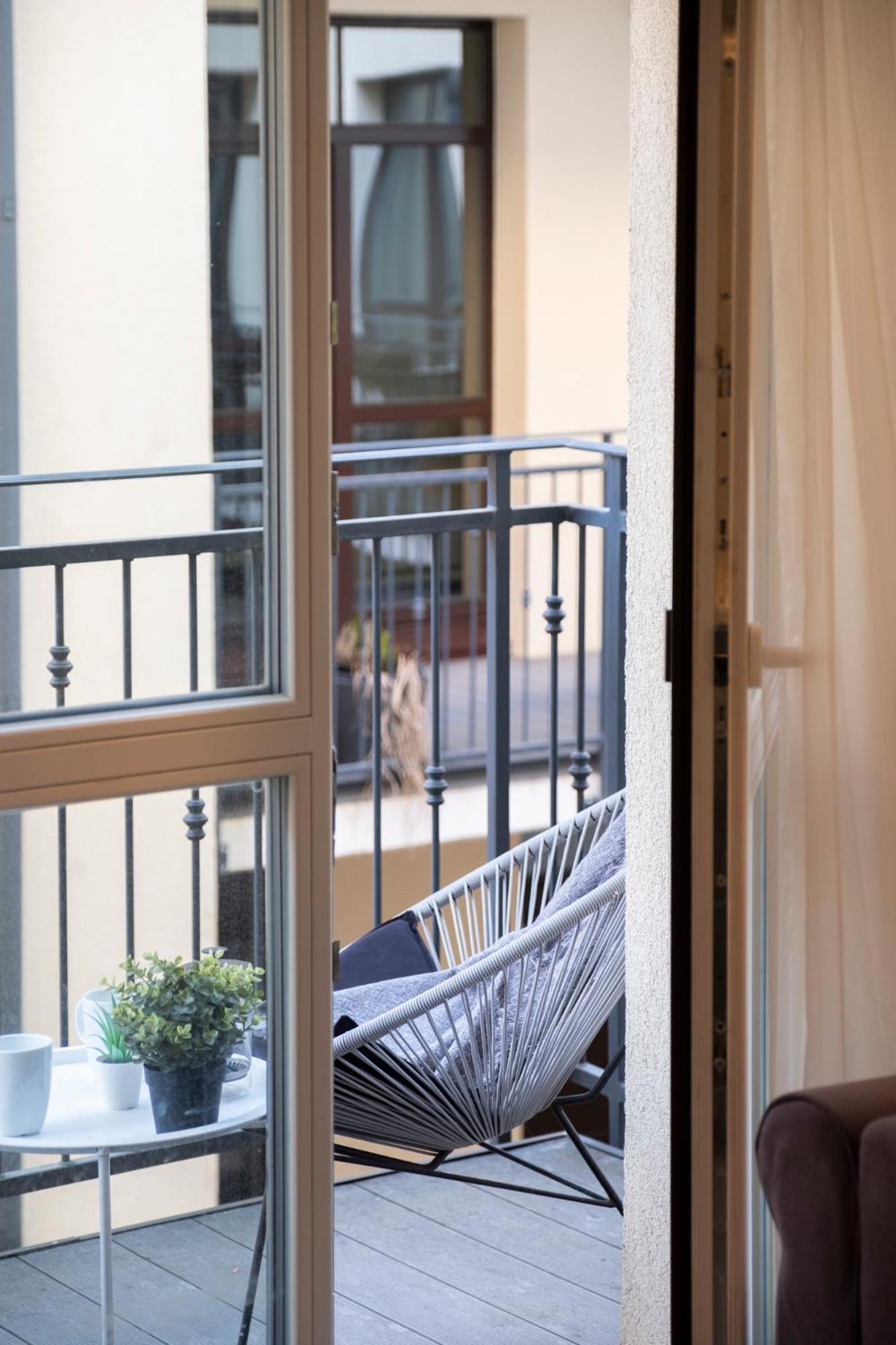 Cohost I Oldtown 60M2 Apt W-Garage Parking, Balcony & Self Check-In VNO Exterior foto